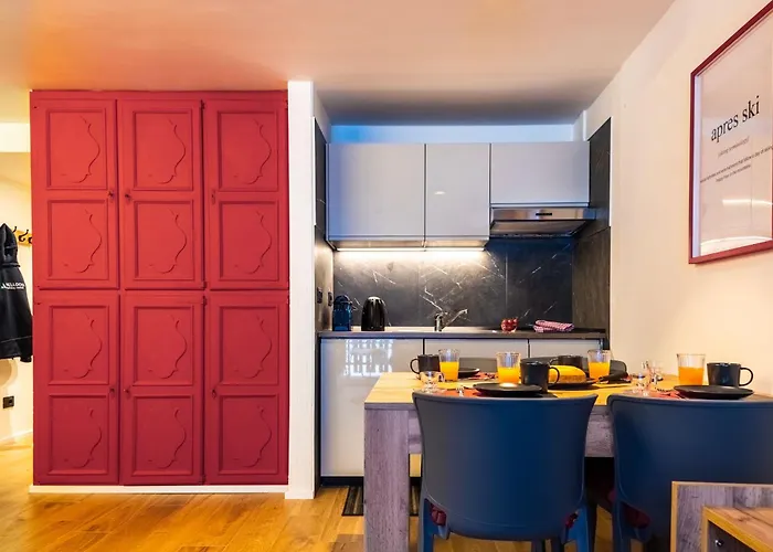 Hellochalet - Horn Peak House - Matterhorn View Balcony Apartment *